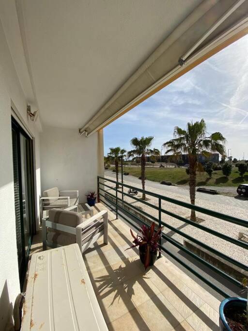 Atlantic Lodge, 1ª Linha De Praia! コスタ・ダ・カパリカ エクステリア 写真